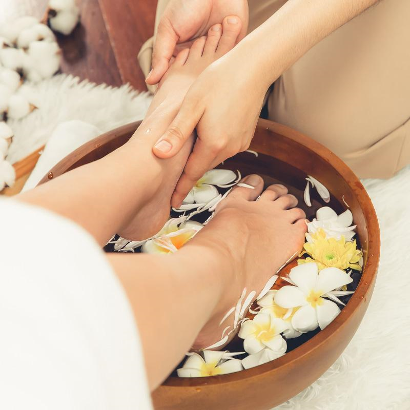 پدیکور چگونه انجام میشود؟